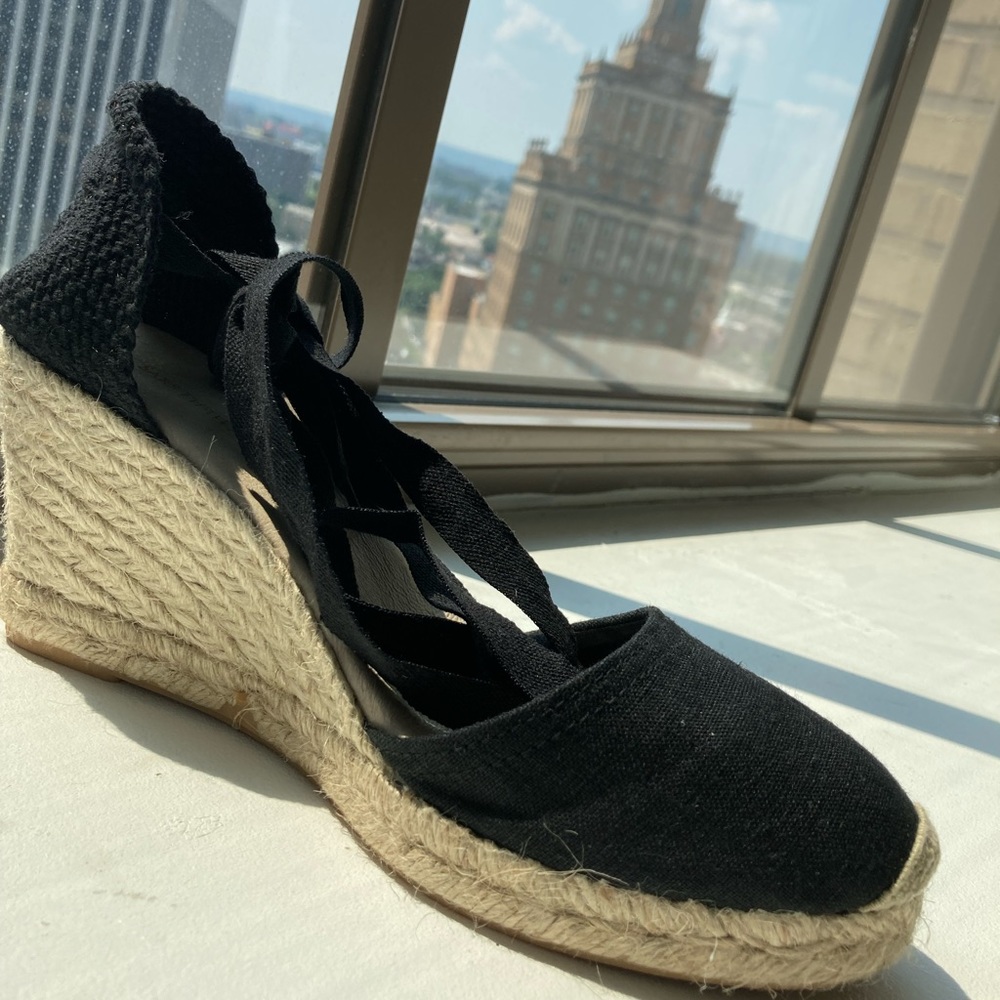 Espadrilles - Picture 2 of 6